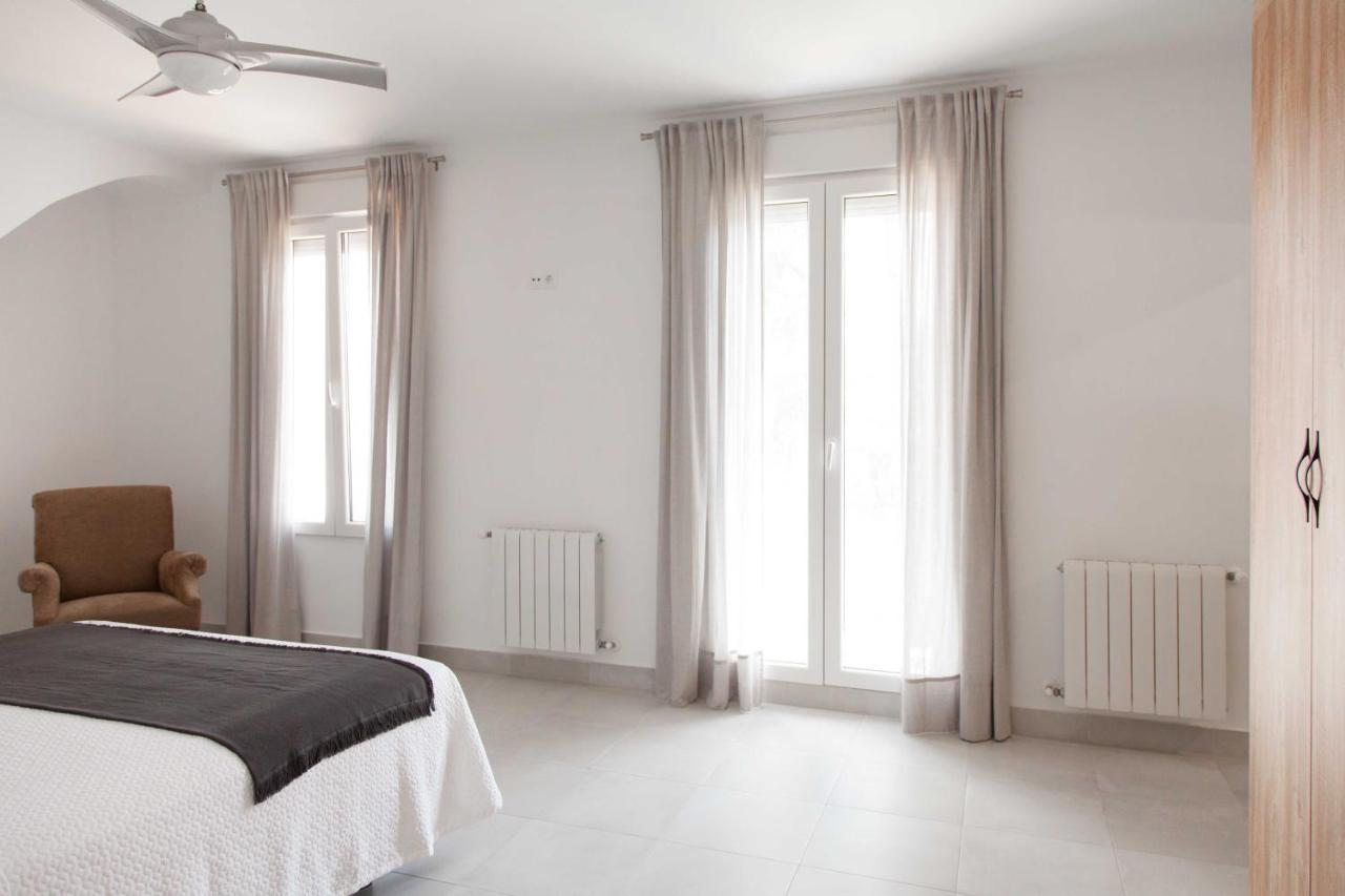 Villa Conchin Casa Junto A Parque Natural Alberic المظهر الخارجي الصورة